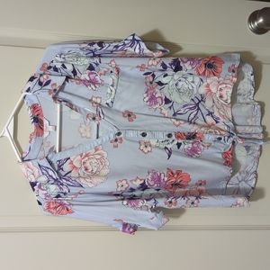 Tie waist, slightly cropped shirt